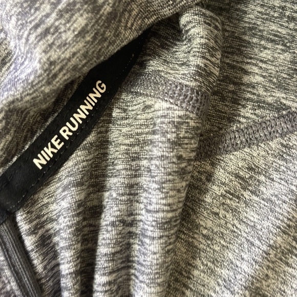 🔴NWOT Nike Running DRI FIT LS Shirt - Picture 4 of 7